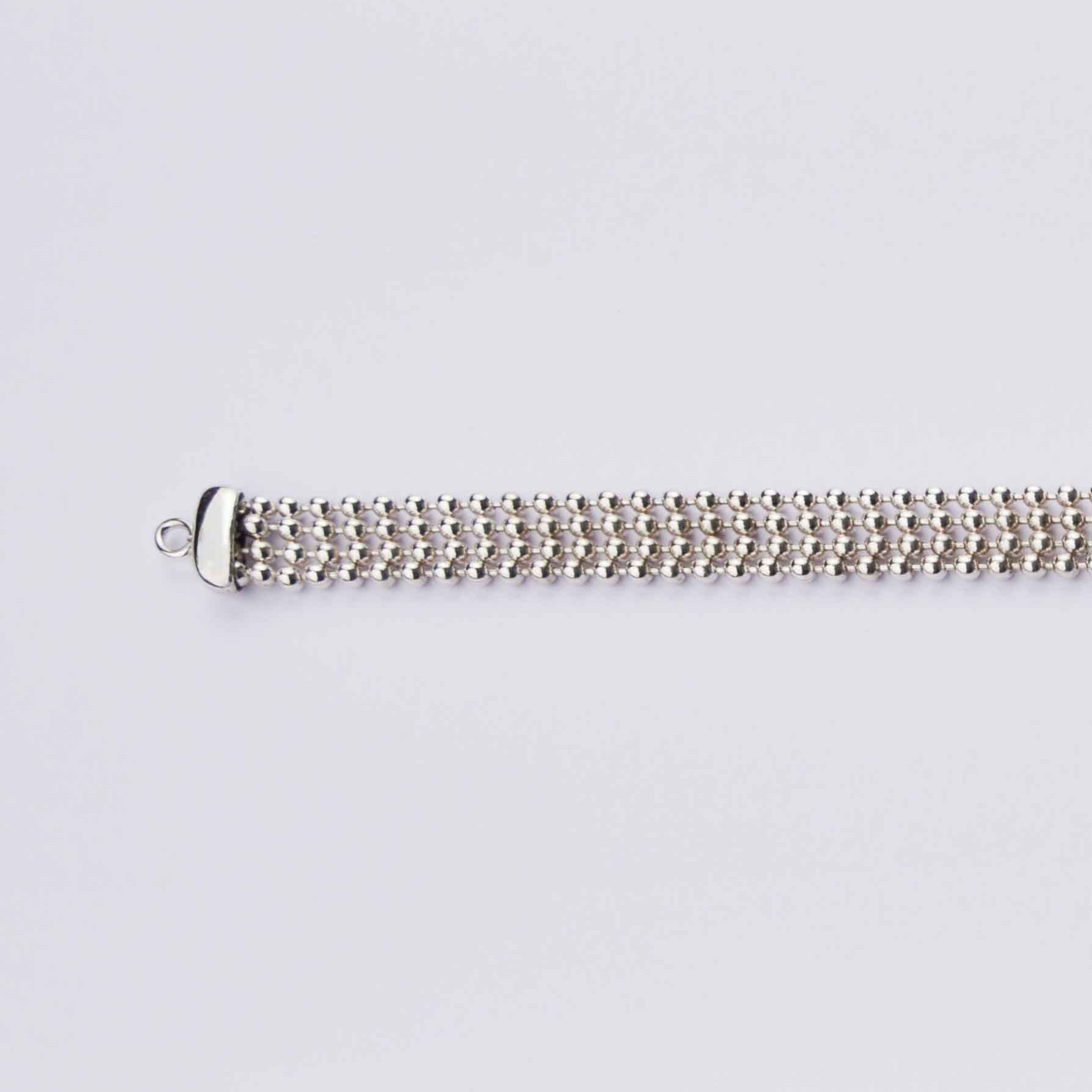 Pulsera N4, Cadena de bolas de 2mm, con cierre artesanal tallado a mano y mosquetón pequeño, Plata 925