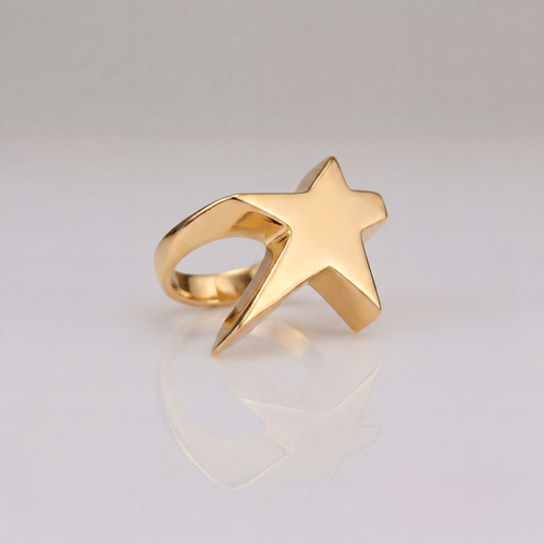 Anillo Artesanal de Bronce bañado en oro 24k con forma de estrella
