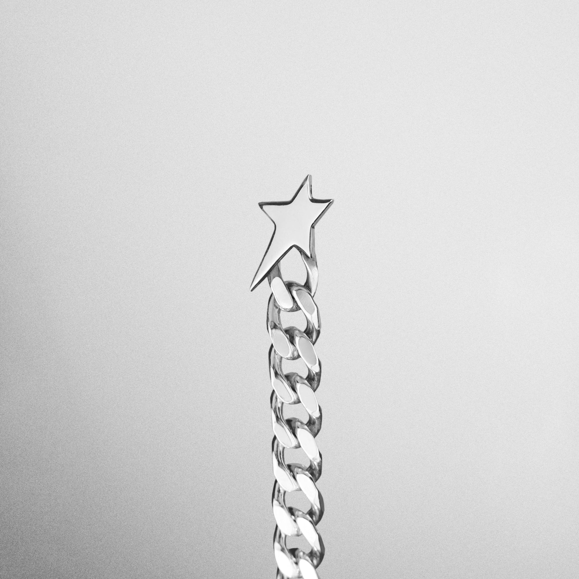 Pulsera de cadena cubana artesanal con cierre de estrella plata 925